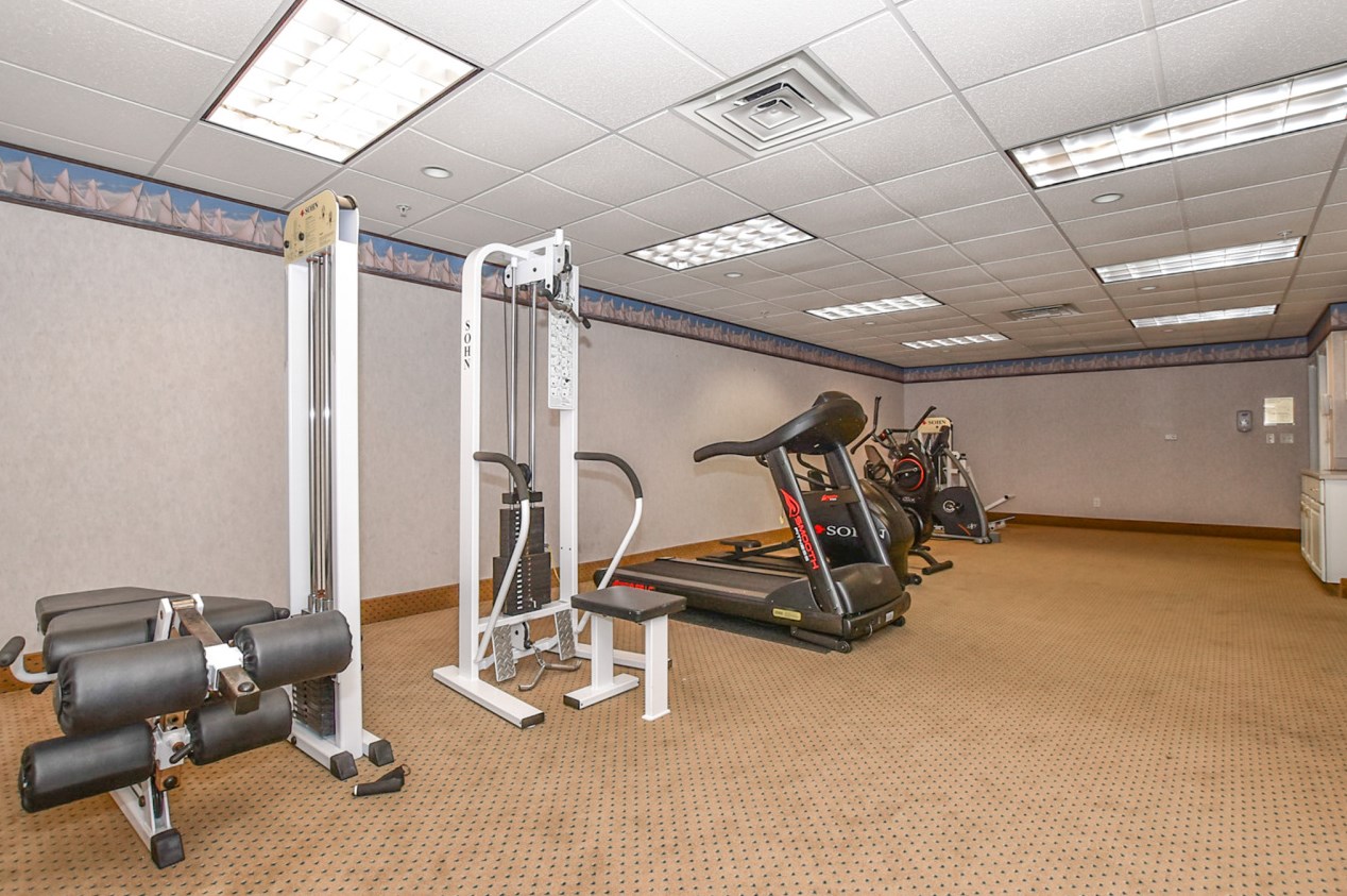 1505 Shore Dr, Delavan WI  53115-3624 exterior