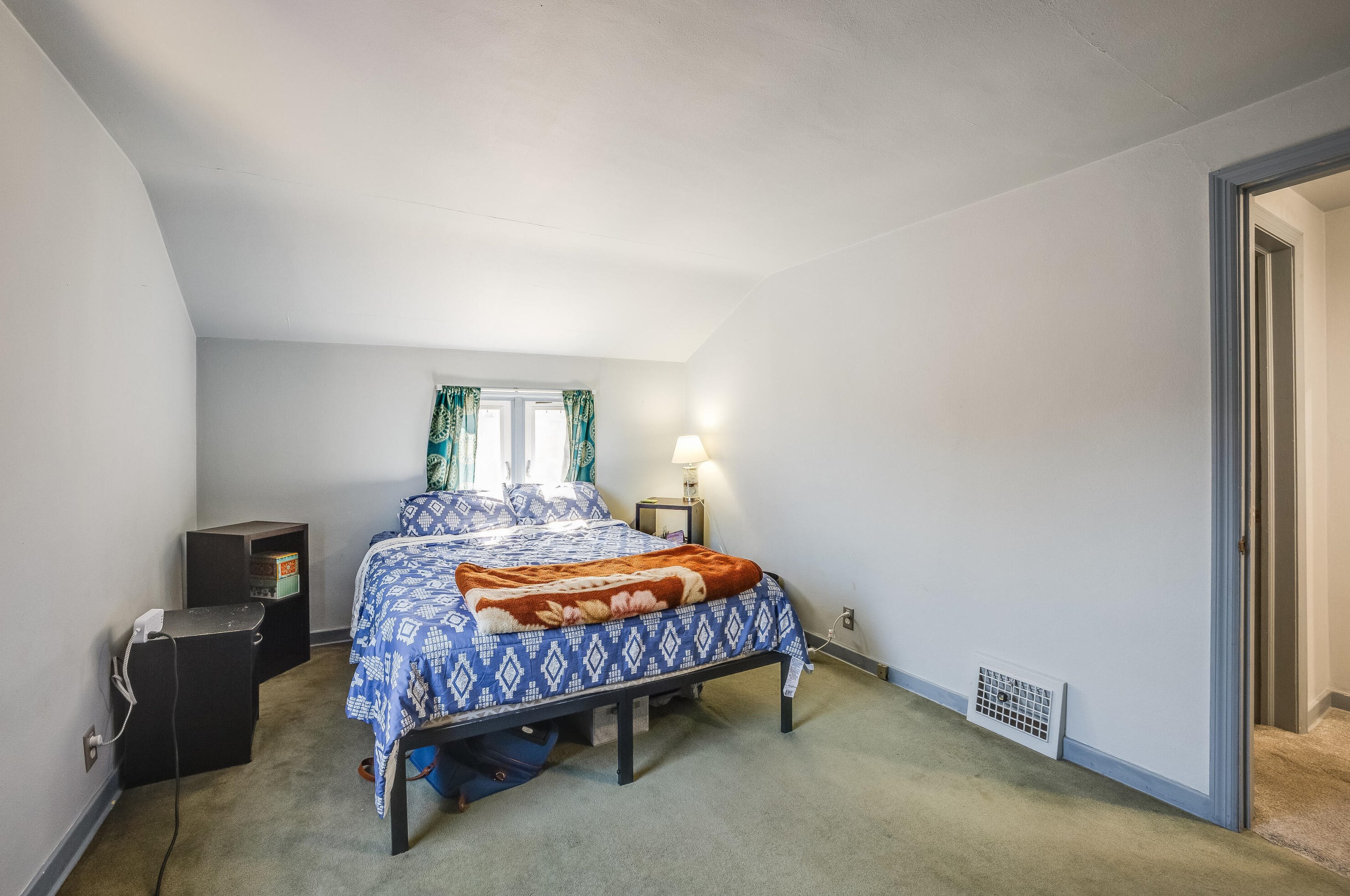 2404 Dwight St, Racine WI  53403-3051 exterior