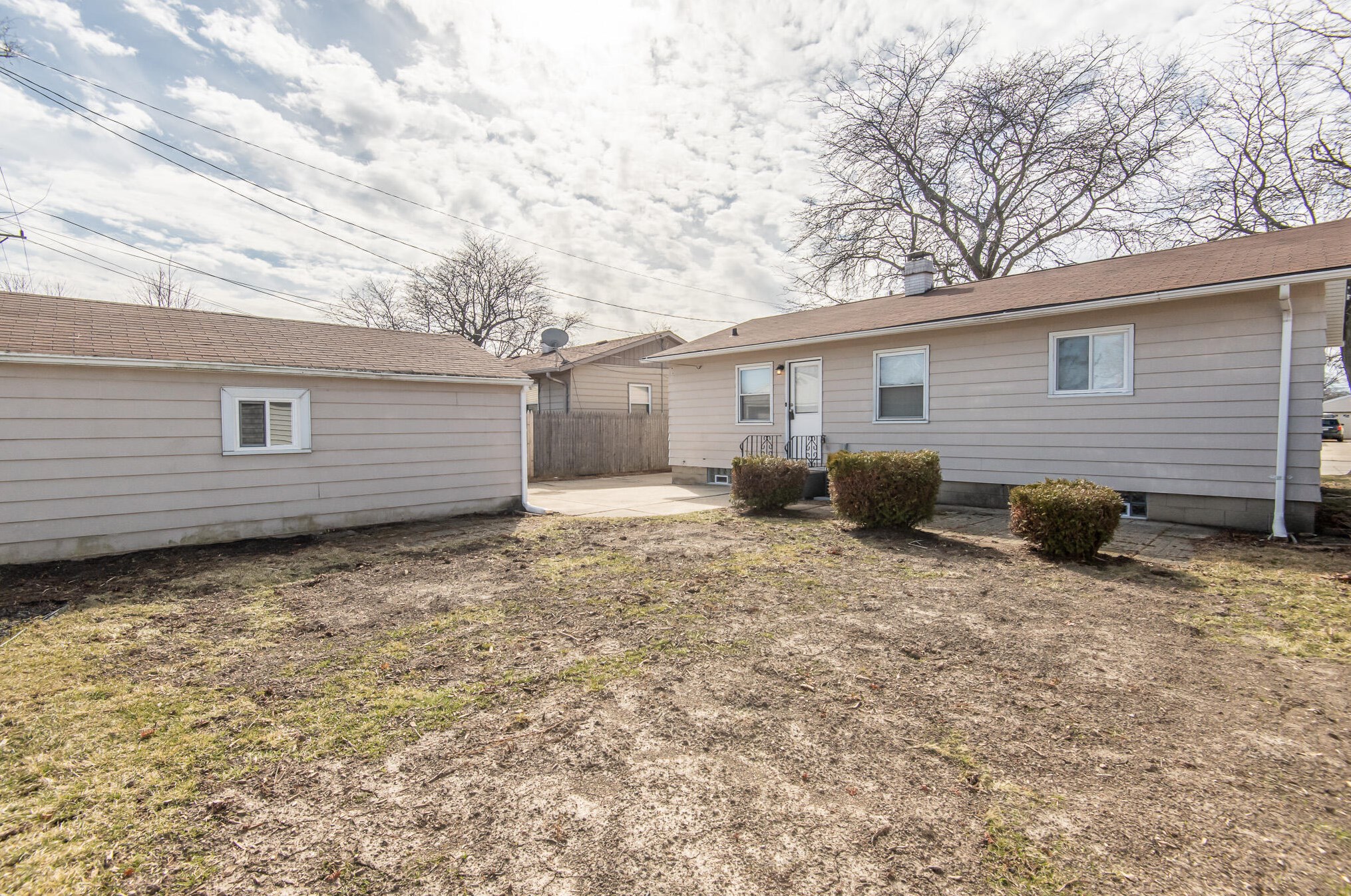 1917 Mount Pleasant St, Racine WI  53404-2236 exterior