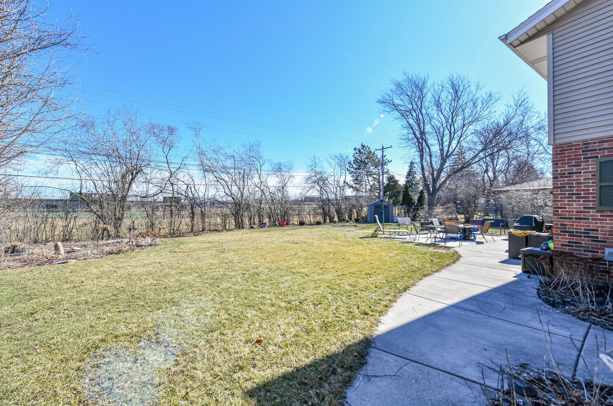 2840 117, Milwaukee WI 53222-4104 exterior