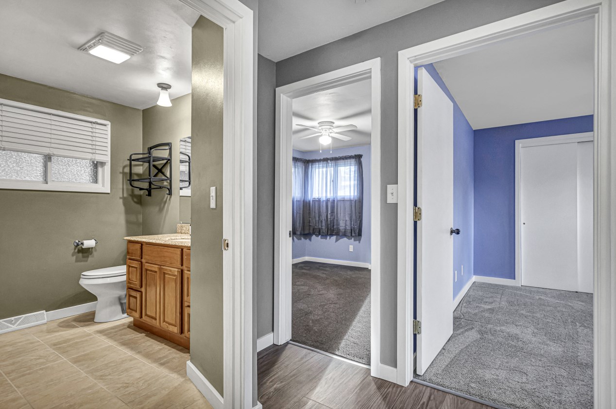 3949 17th Pl, Sheboygan WI  53081-7561 exterior