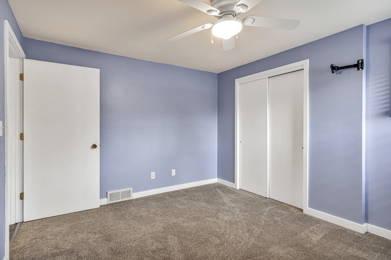 3949 17th Pl, Sheboygan WI  53081-7561 exterior