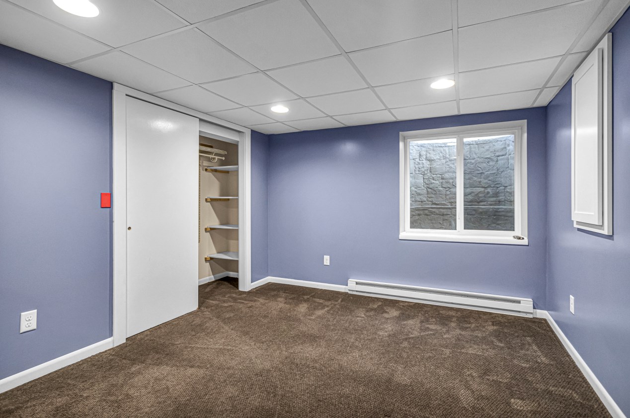 3949 17th Pl, Sheboygan WI  53081-7561 exterior