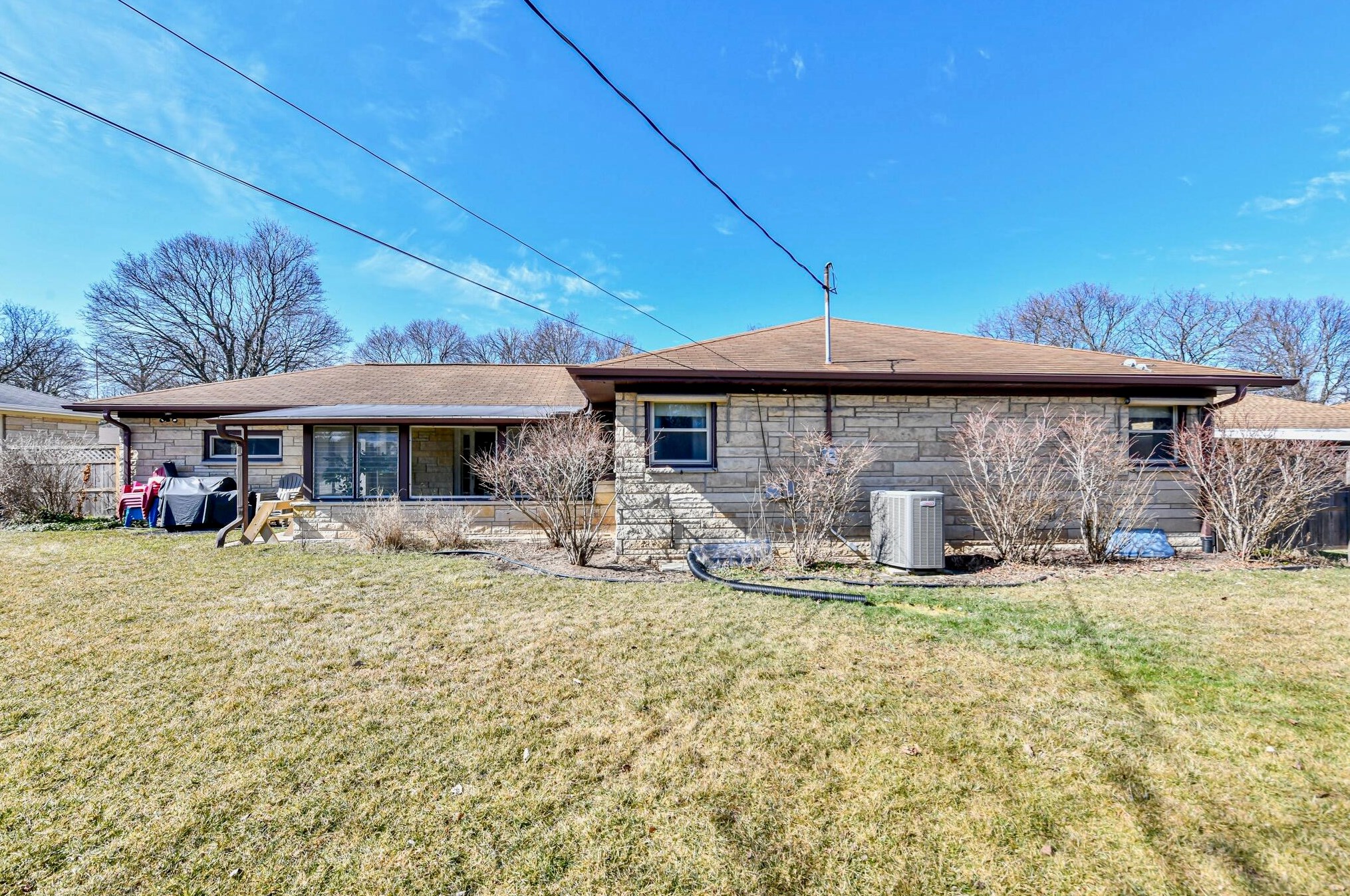 4548 108th St, Milwaukee WI  53225-4534 exterior