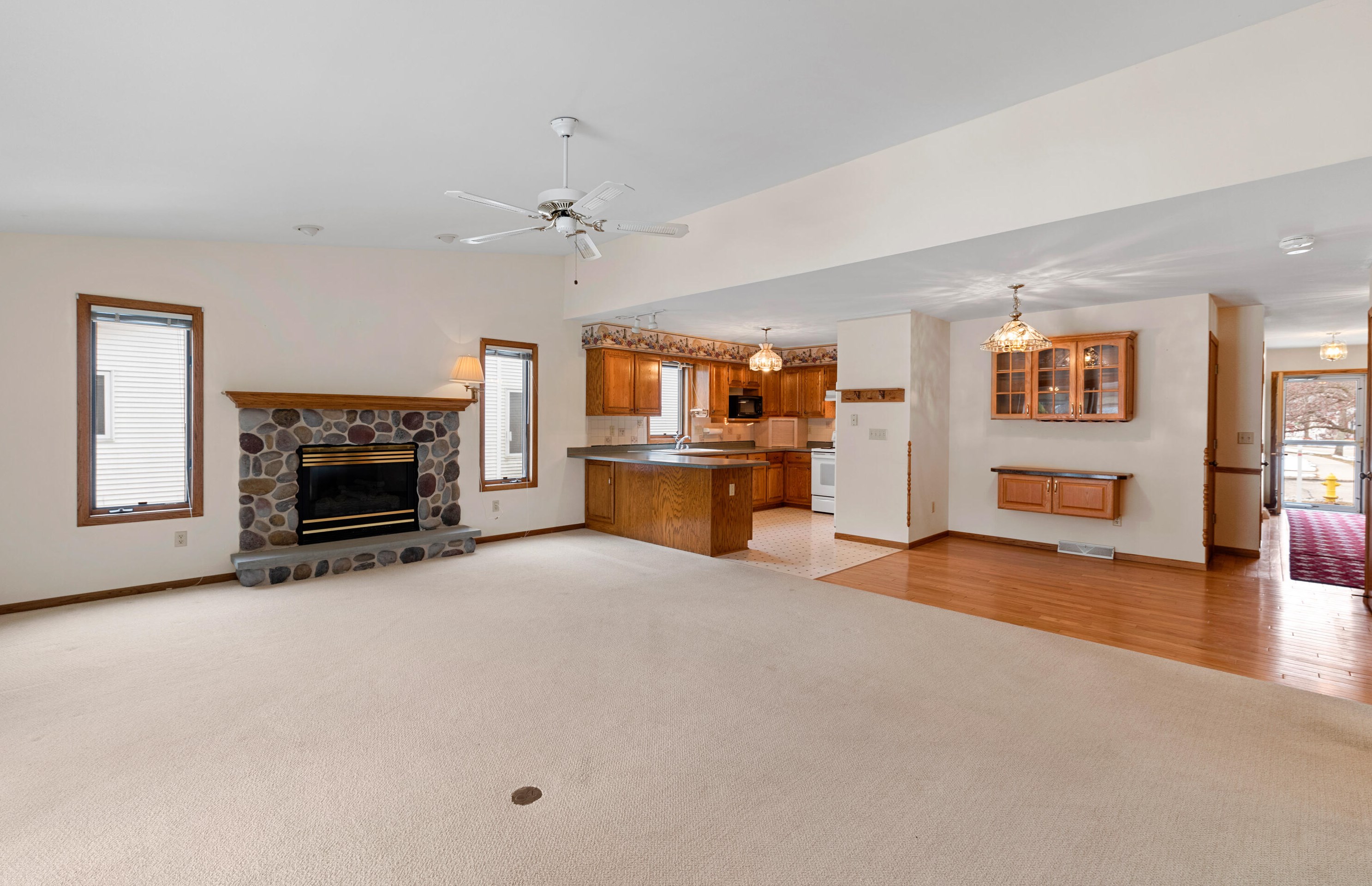 1319 Vogt Dr #lii, West Bend, WI 53095