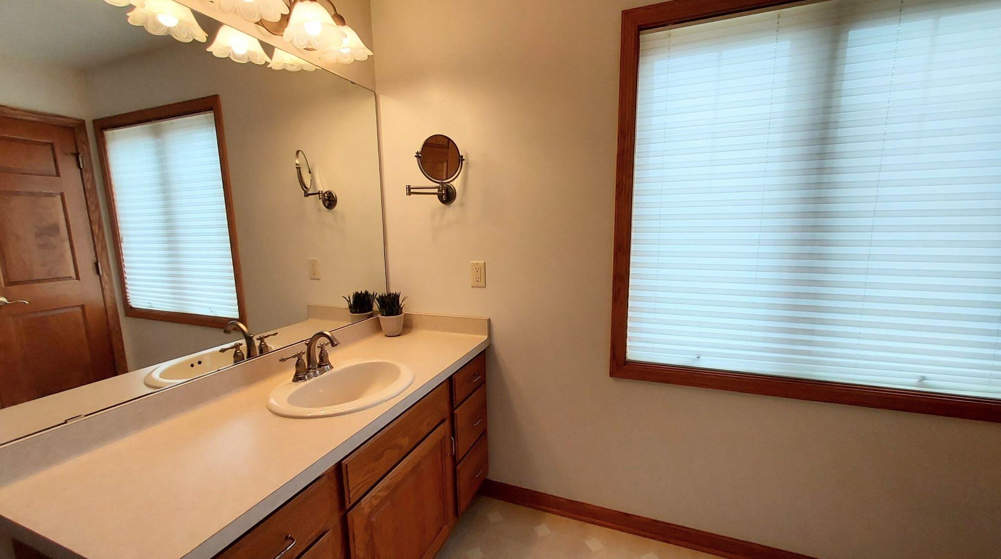 8157 Woodfield Dr, Hales Corners WI  53132-8386 exterior