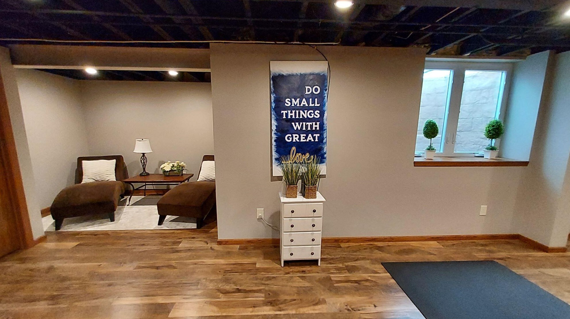 8157 Woodfield Dr, Hales Corners WI  53132-8386 exterior