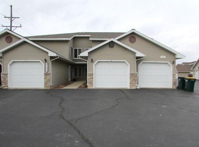 619 Reena Ave, Fort Atkinson WI  53538-3160 exterior