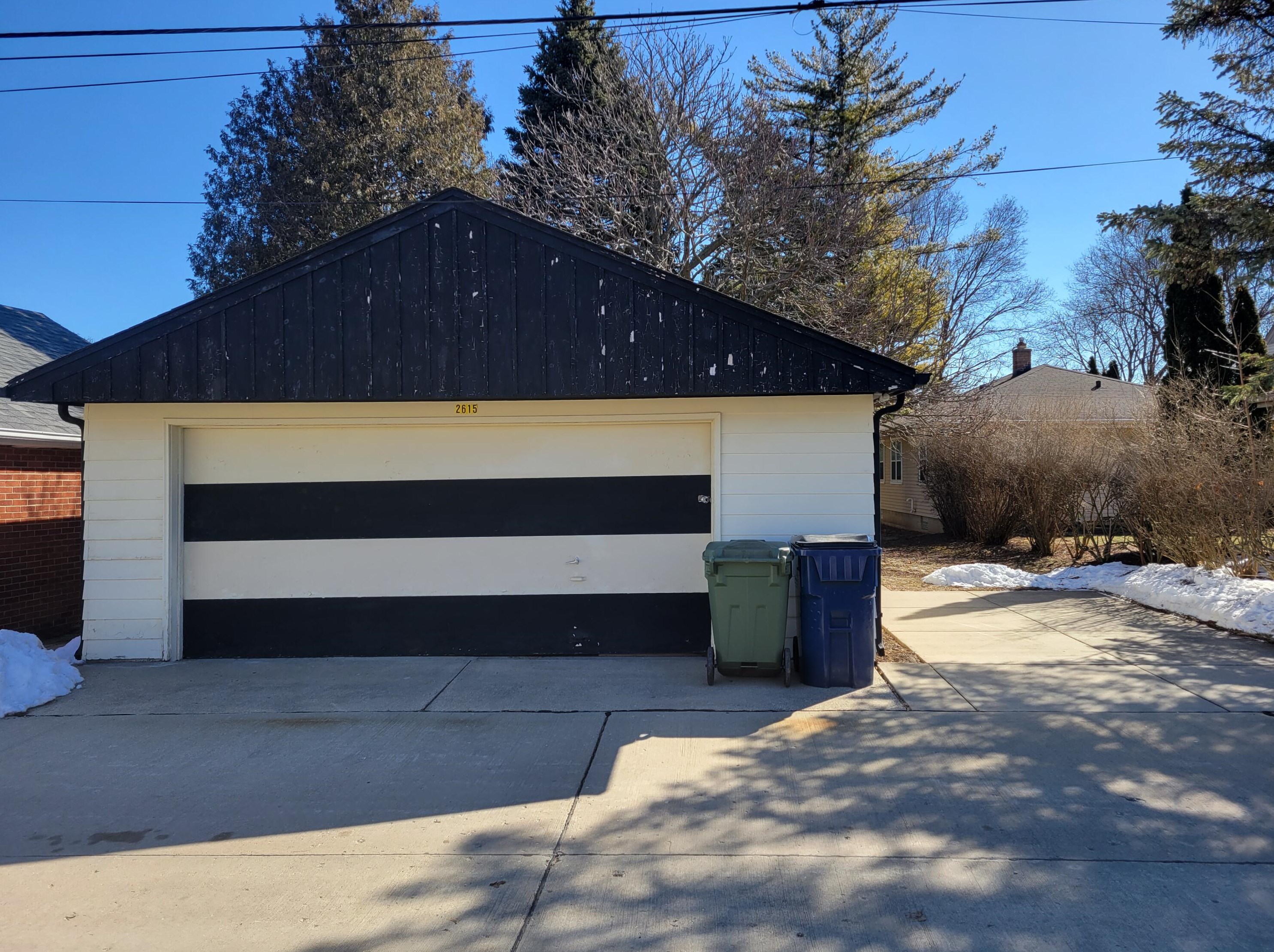 2615 71st St, Milwaukee WI  53219-2512 exterior