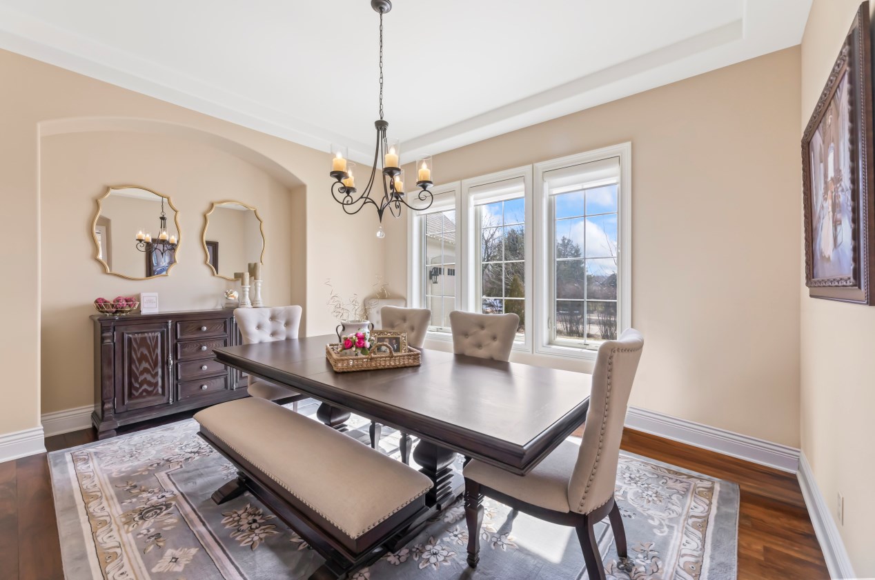 18840 Chapel Hill Dr, Brookfield WI  53045-7446 exterior