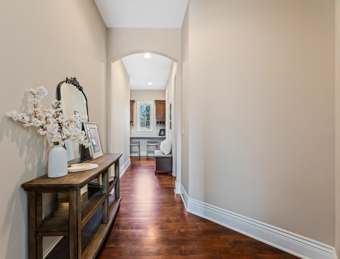 18840 Chapel Hill Dr, Brookfield WI  53045-7446 exterior