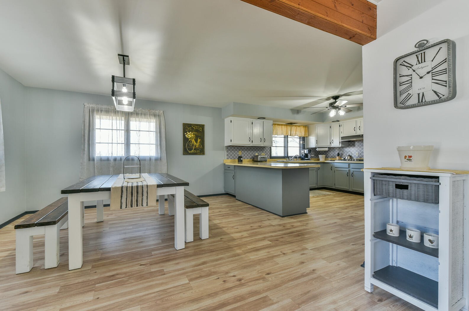 33605 Dream St, Lyons WI  53105-8713 exterior