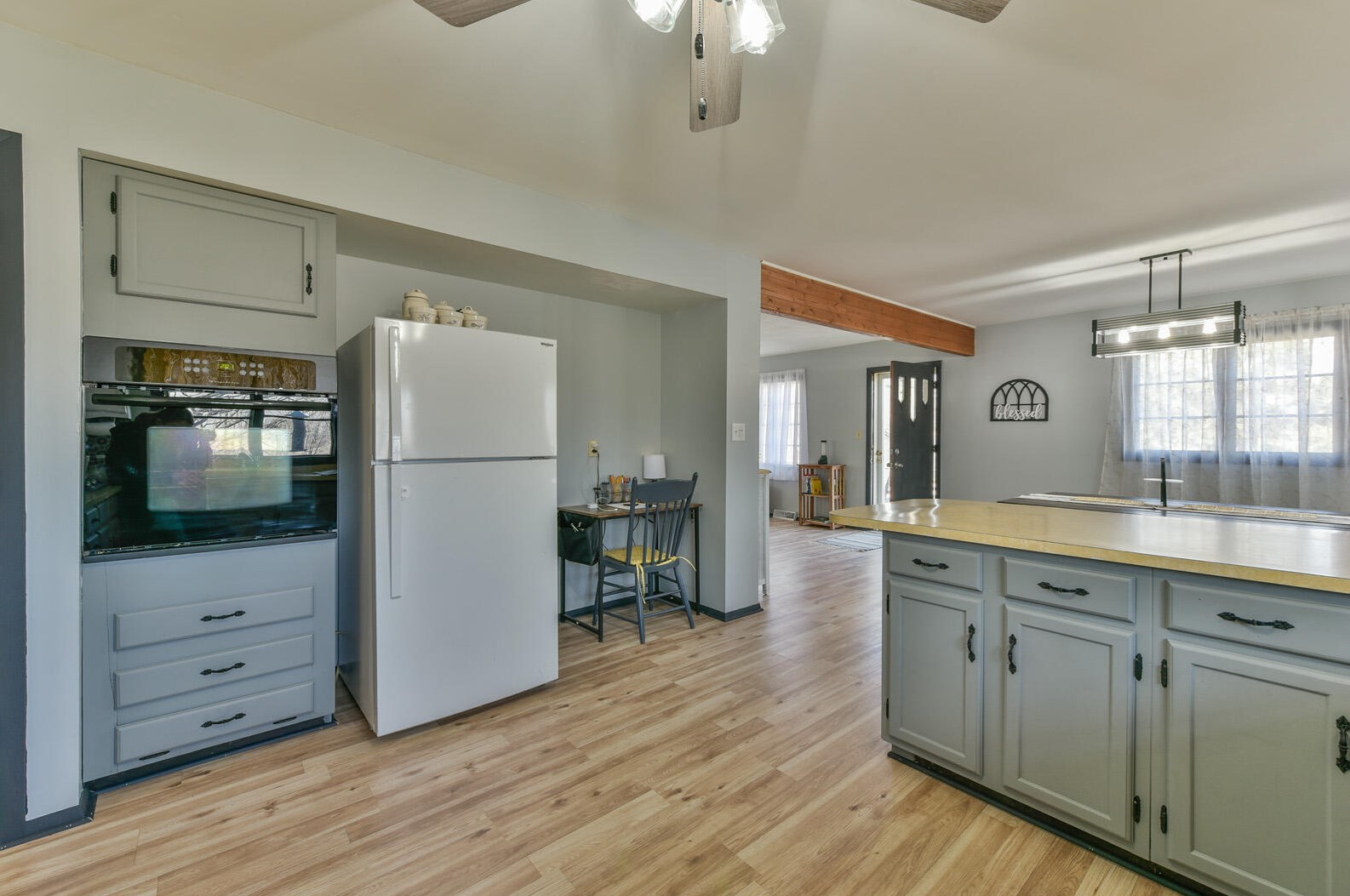 33605 Dream St, Lyons WI  53105-8713 exterior