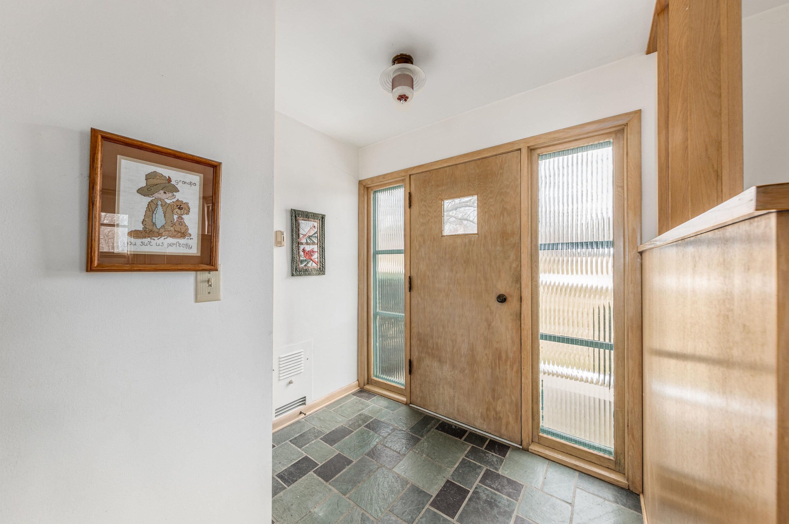 17515 West Ln, Brookfield WI  53045-4312 exterior