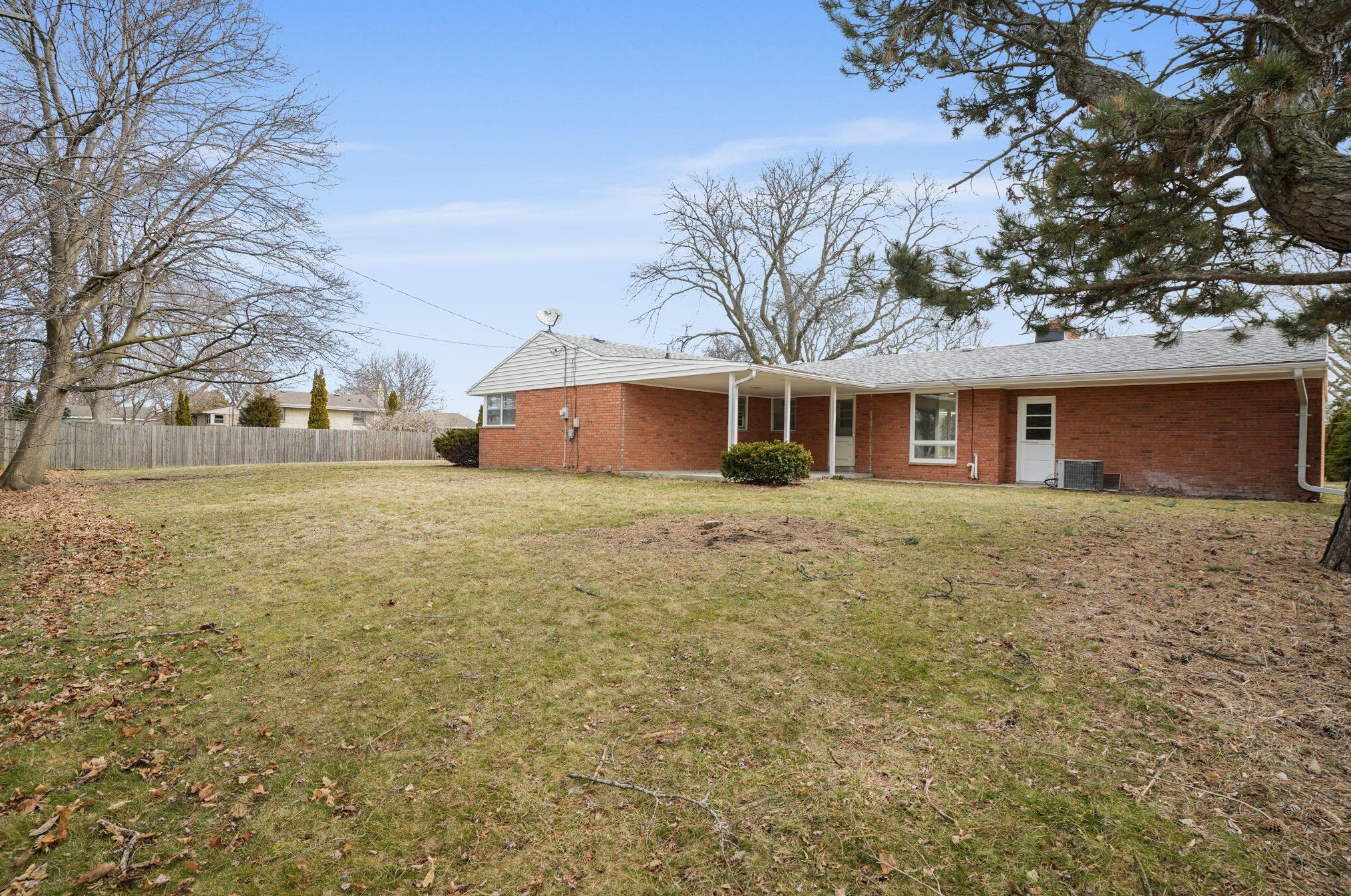 3648 Green St, Racine WI  53402-3461 exterior
