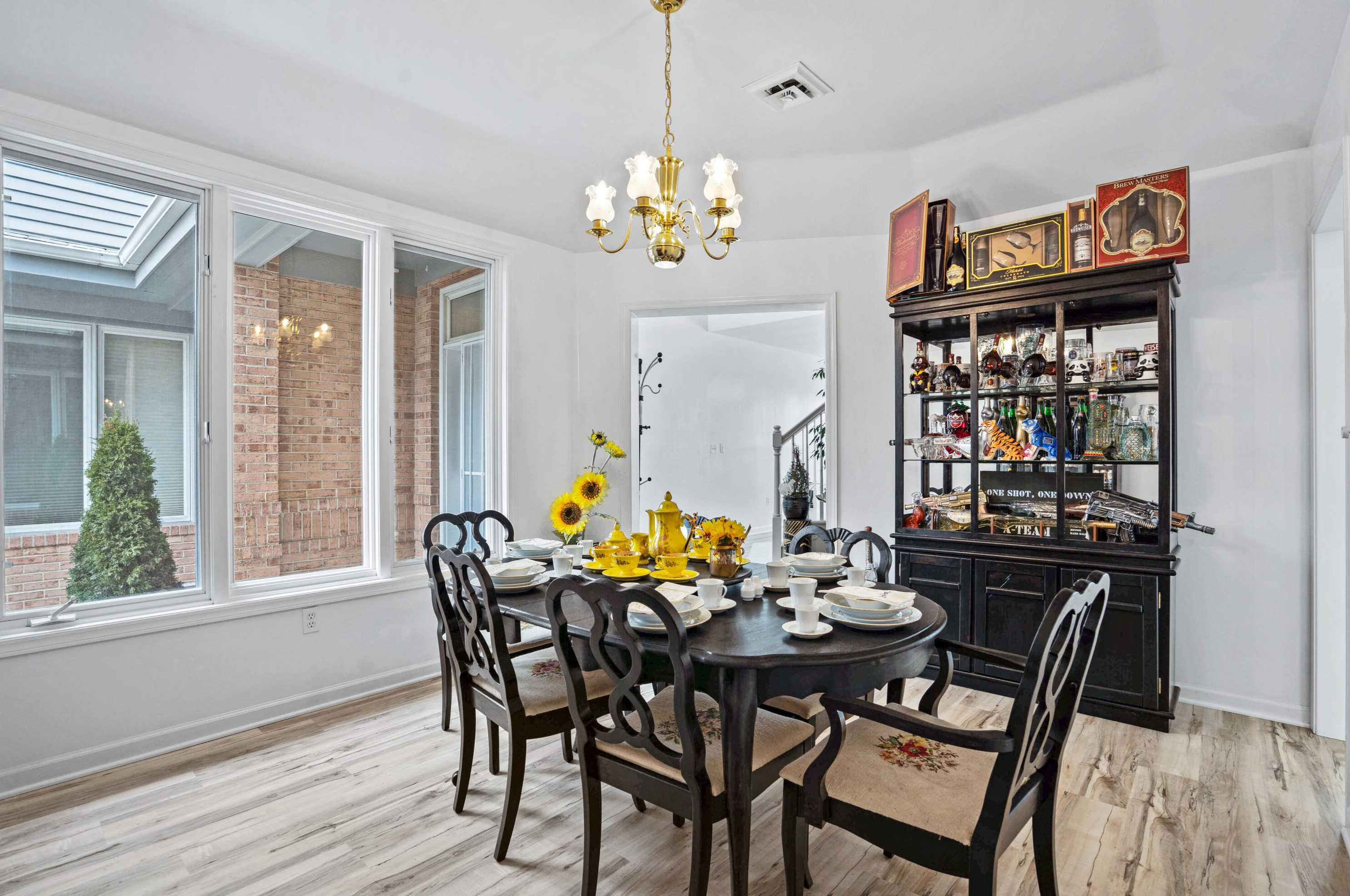 32 Harborview Dr, Racine WI  53403-4601 exterior