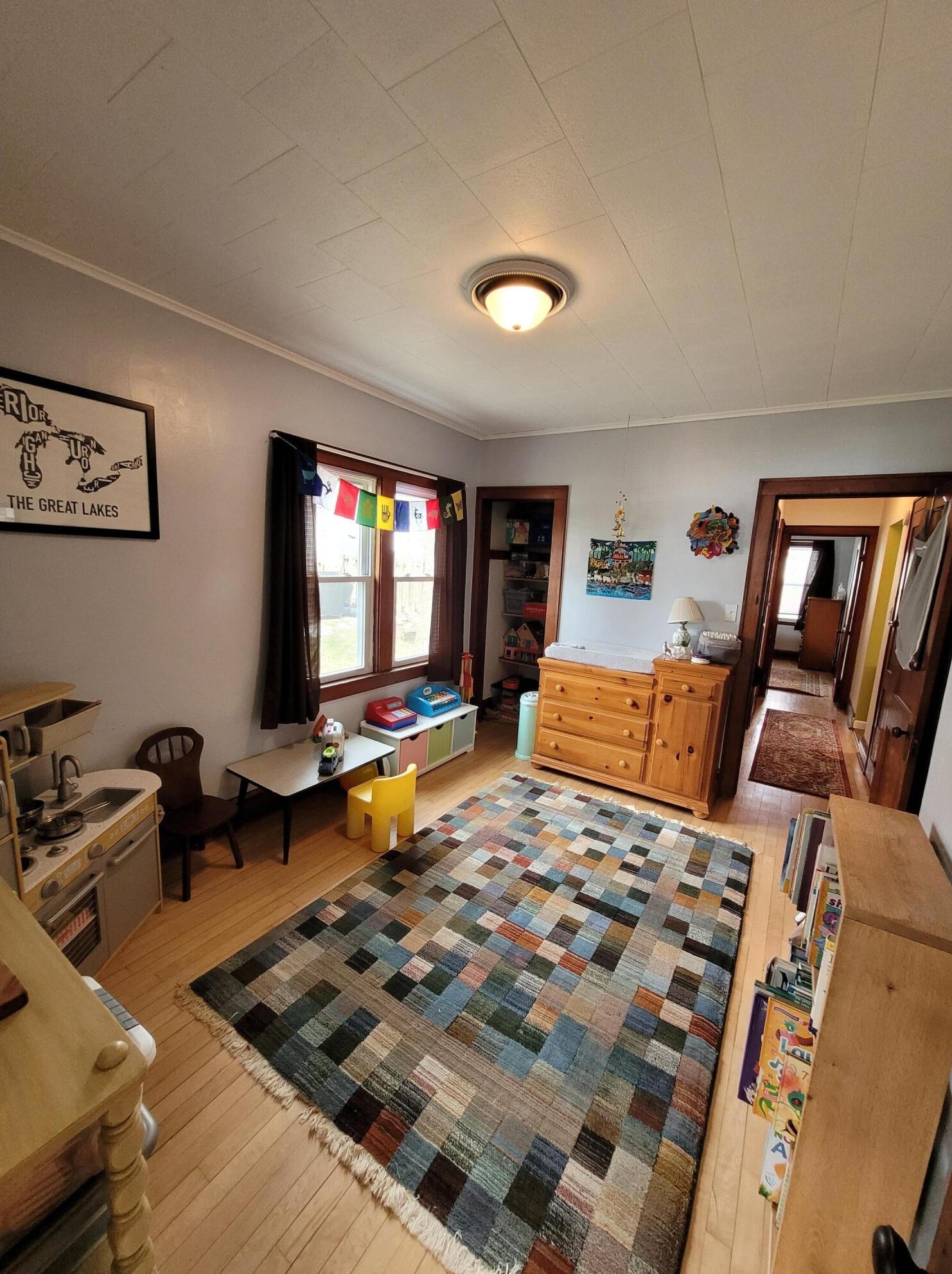 512 Madison Ave, South Milwaukee WI  53172-2704 exterior