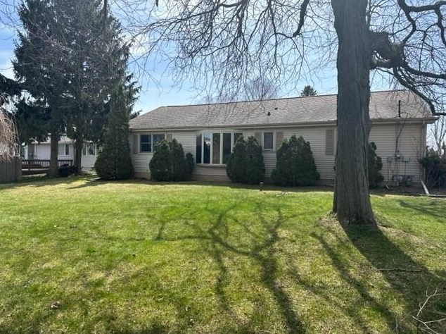 732 Elm Tree Rd, Sheboygan WI  53083-3045 exterior