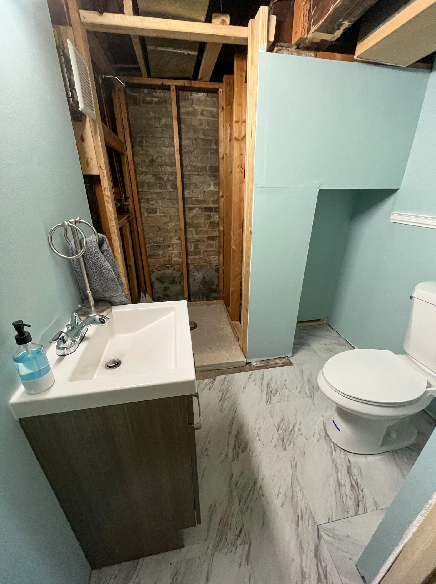 1515 Flett Ave, Racine WI  53405-5041 exterior