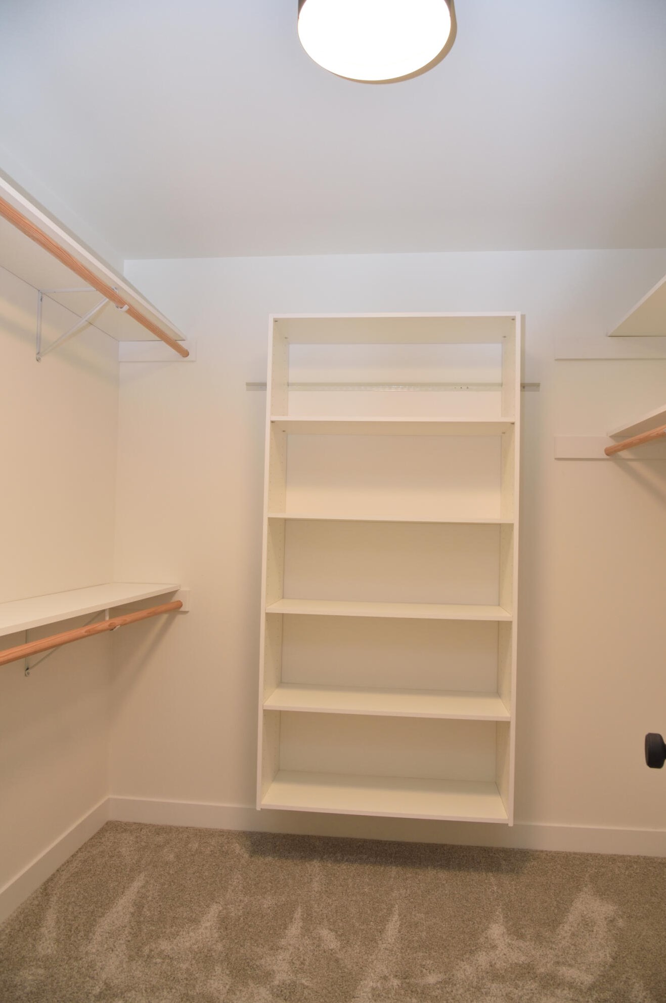 1920 Vincent Dr, Sheboygan WI  53081-8577 exterior