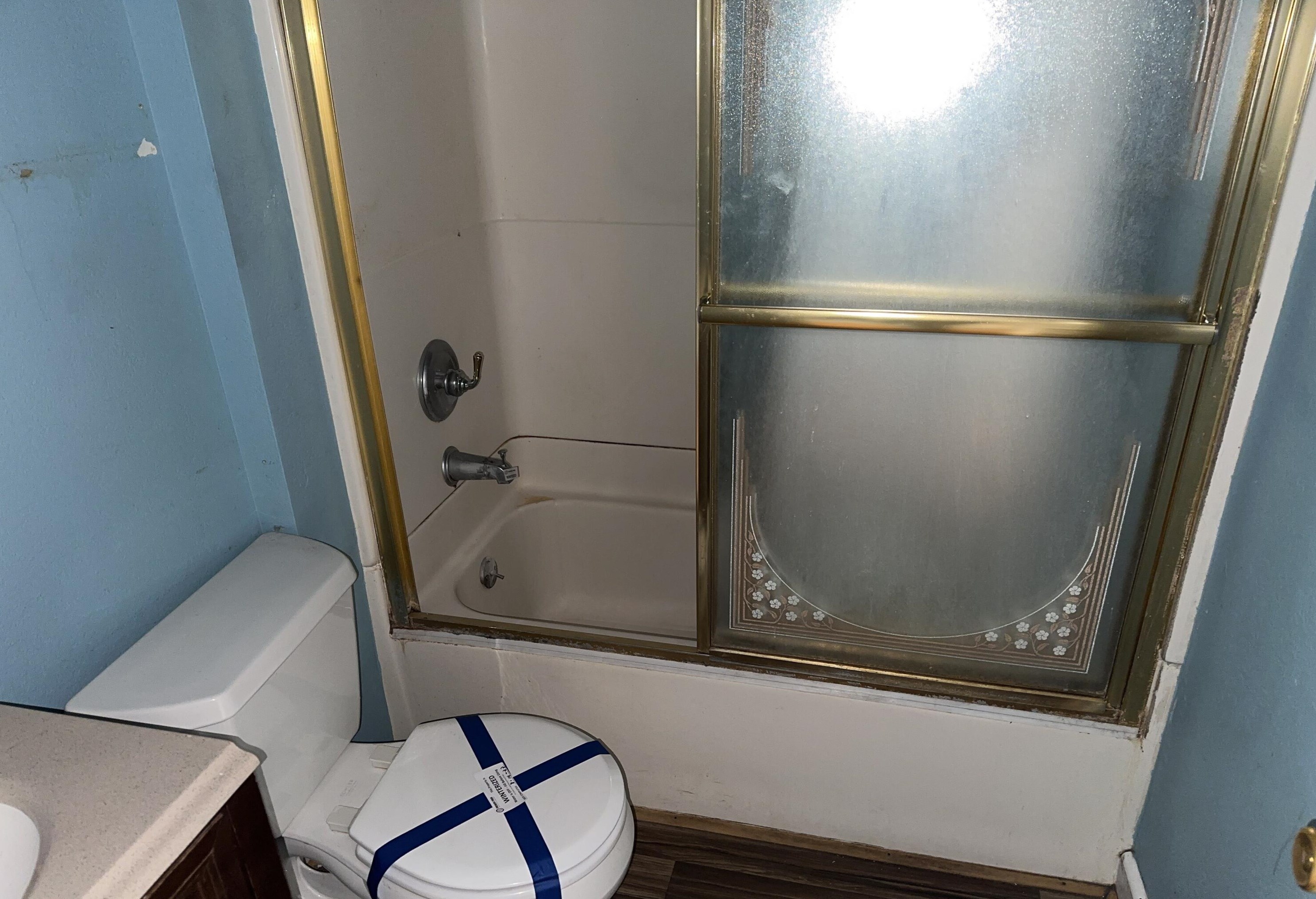 2121 17th St, Milwaukee WI 53205-1219 exterior