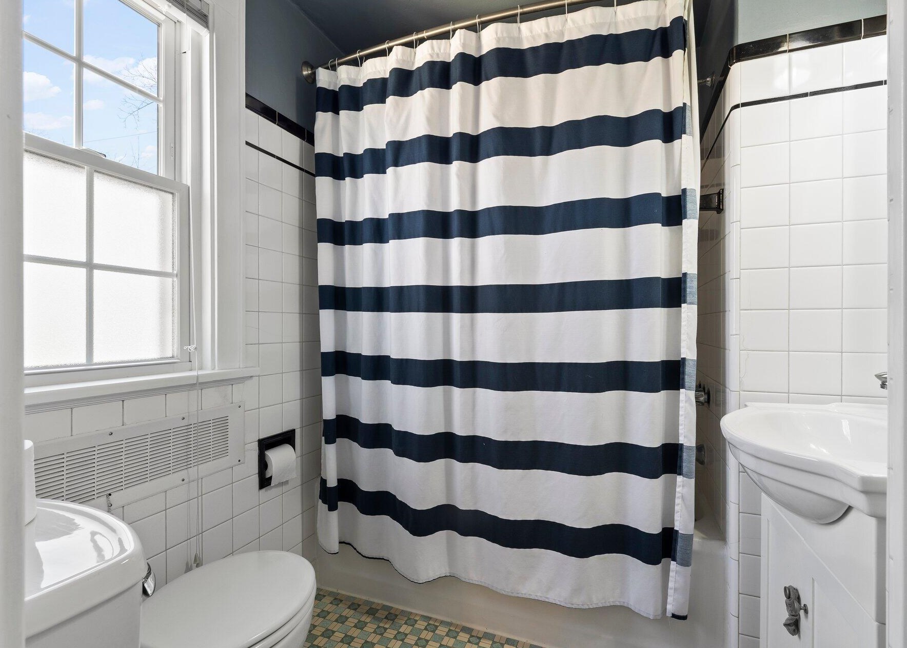 11020 Denis Ave, Hales Corners WI  53130-1855 exterior