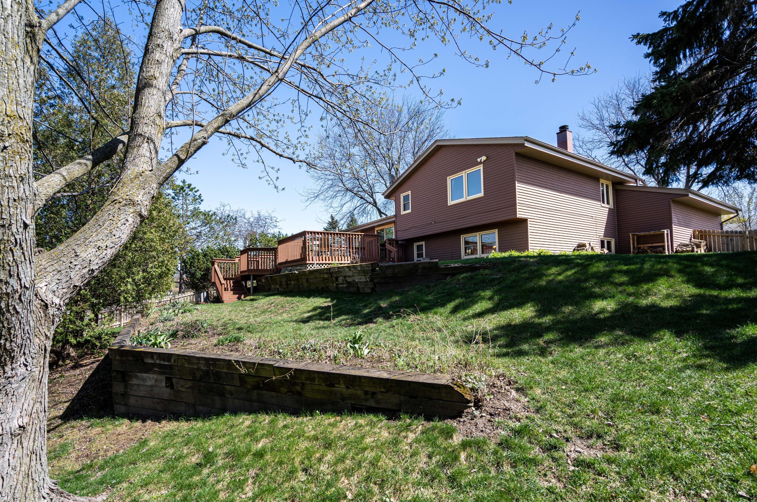 4028 Sharon Ln, Hales Corners WI  53132-9326 exterior