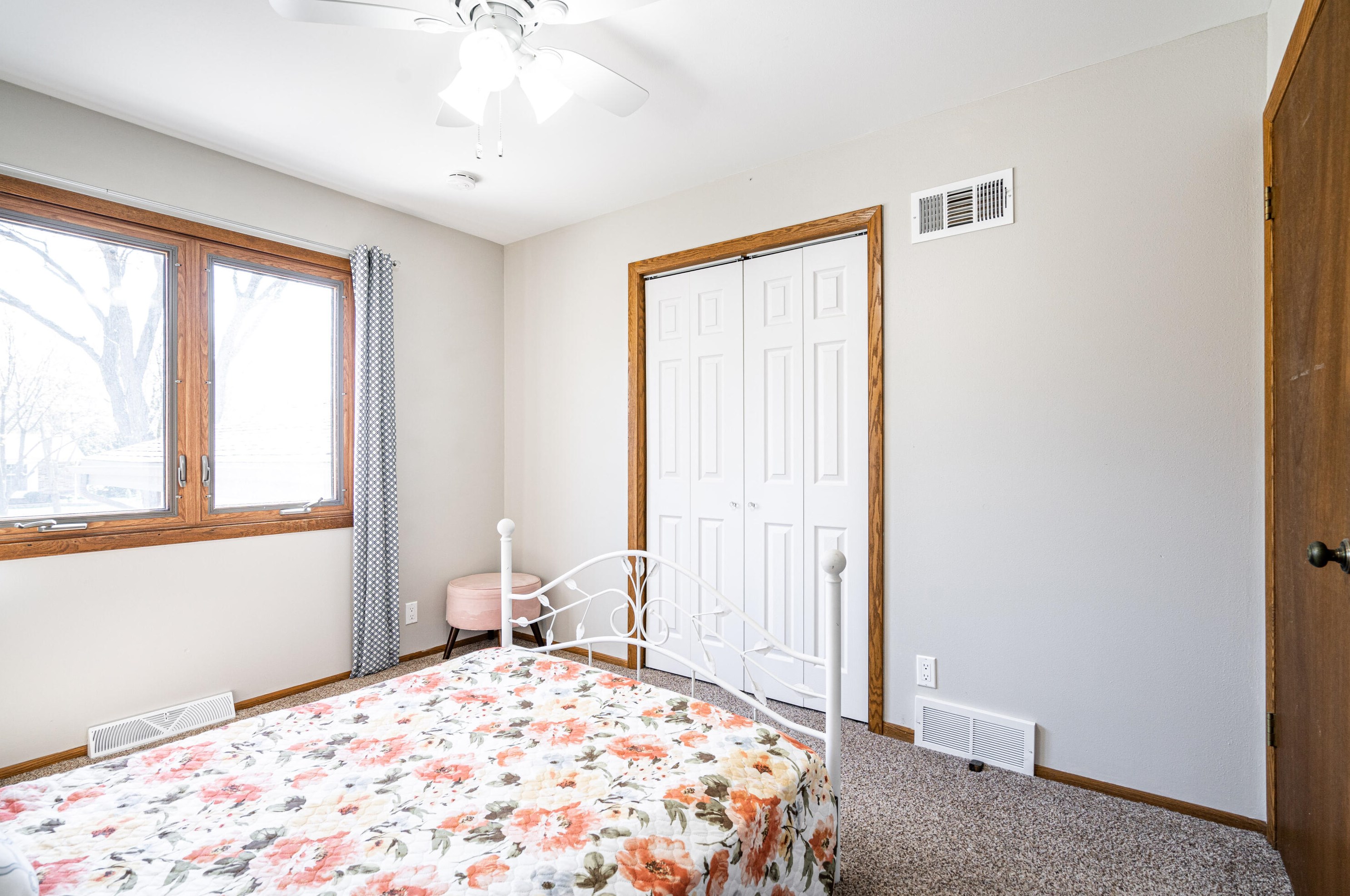 4028 Sharon Ln, Hales Corners WI  53132-9326 exterior