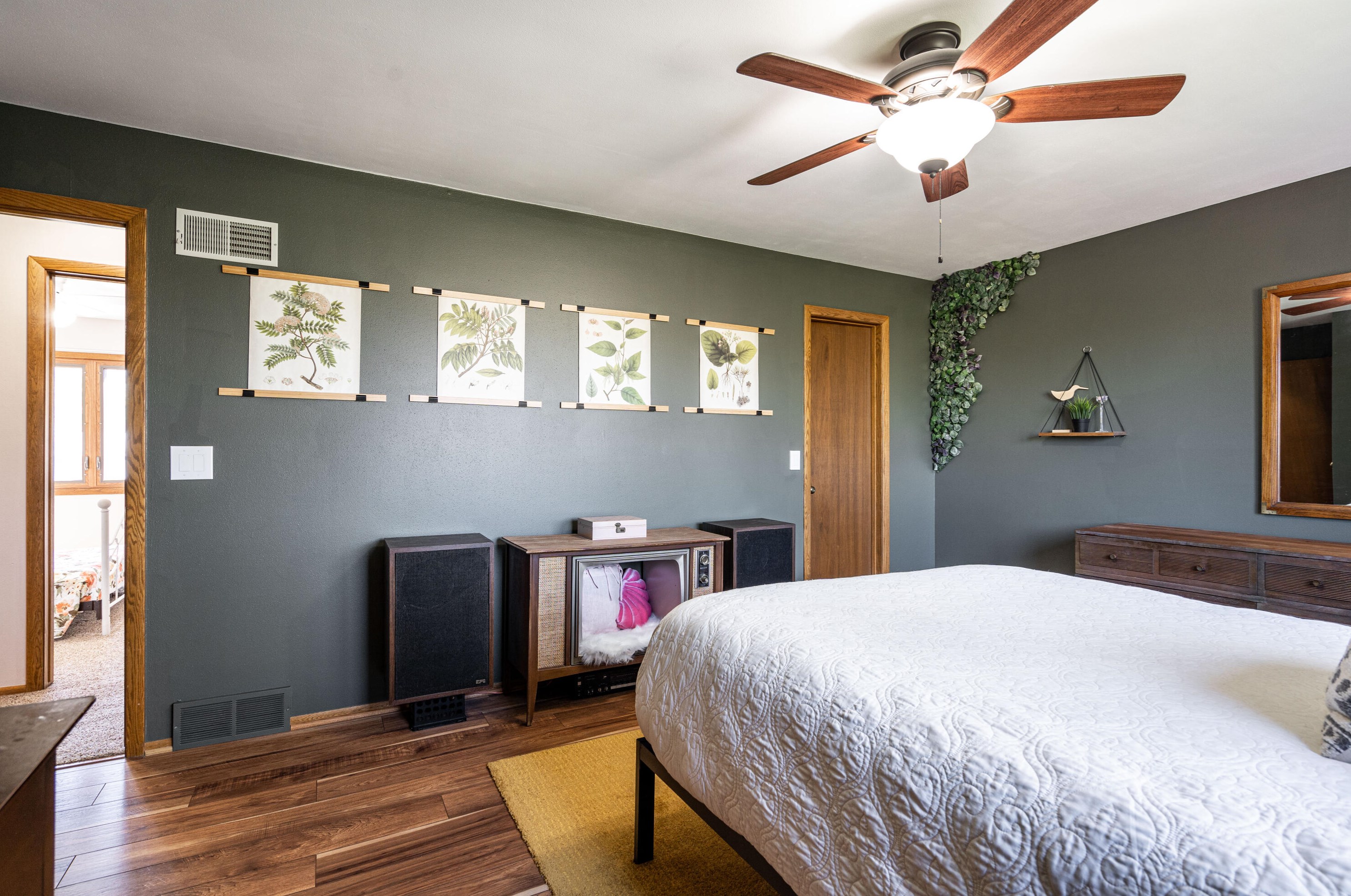 4028 Sharon Ln, Hales Corners WI  53132-9326 exterior