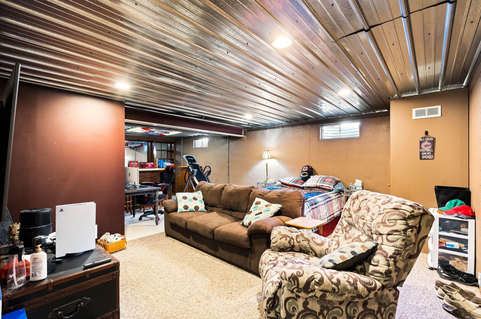 3800 Glencoe Dr, Racine WI  53403-9427 exterior