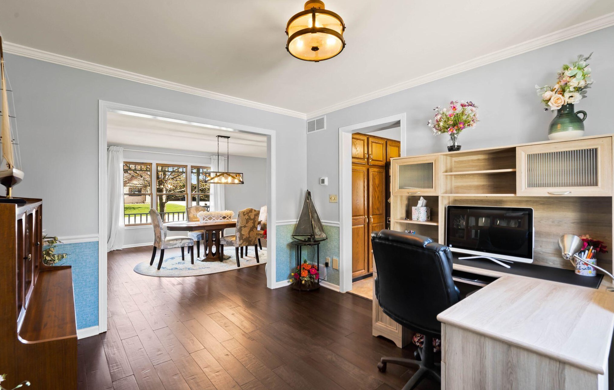 3800 Glencoe Dr, Racine WI  53403-9427 exterior