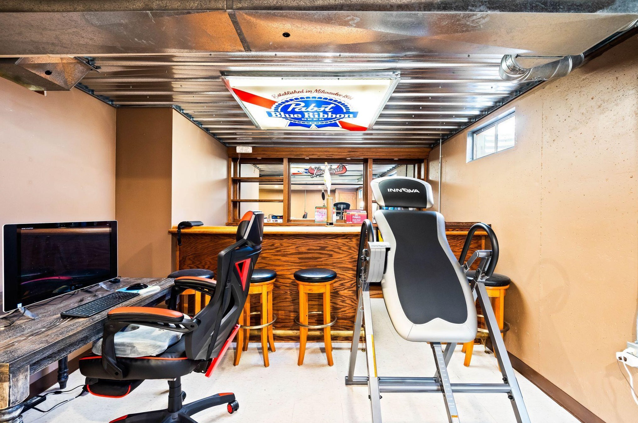 3800 Glencoe Dr, Racine WI  53403-9427 exterior