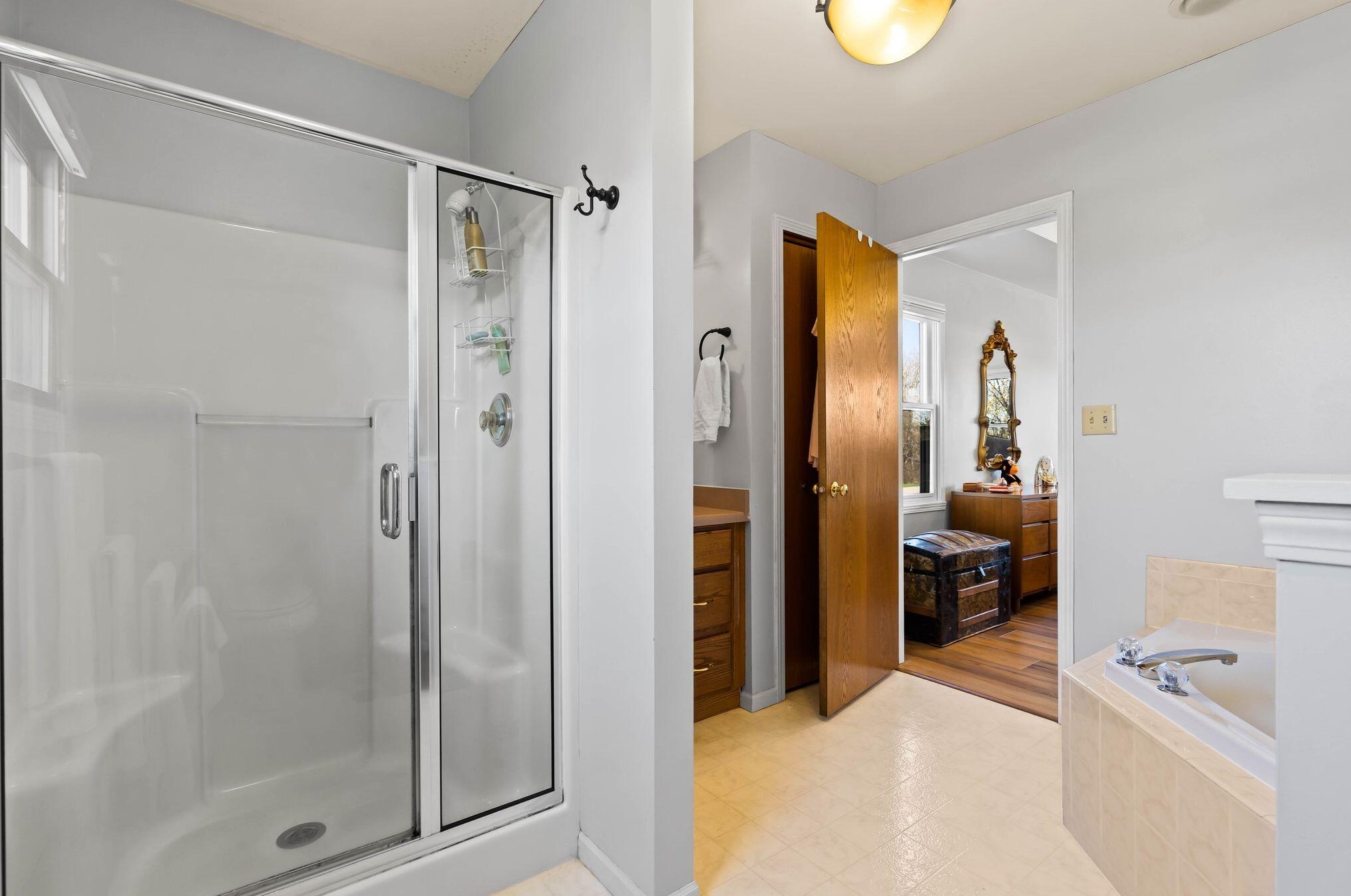 3800 Glencoe Dr, Racine WI  53403-9427 exterior