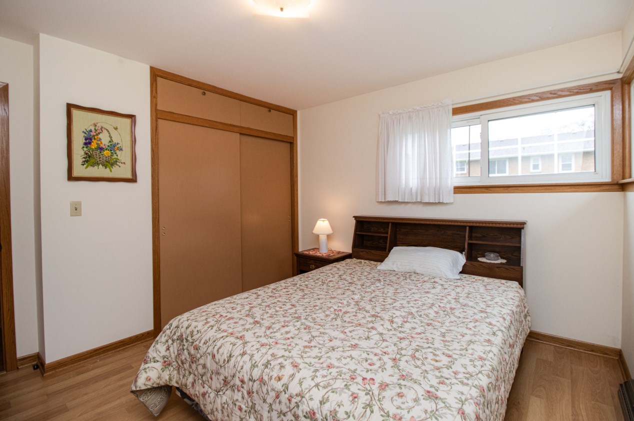 4150 143rd St, Brookfield WI  53005-1104 exterior