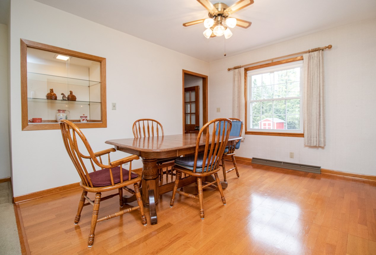 4150 143rd St, Brookfield WI  53005-1104 exterior