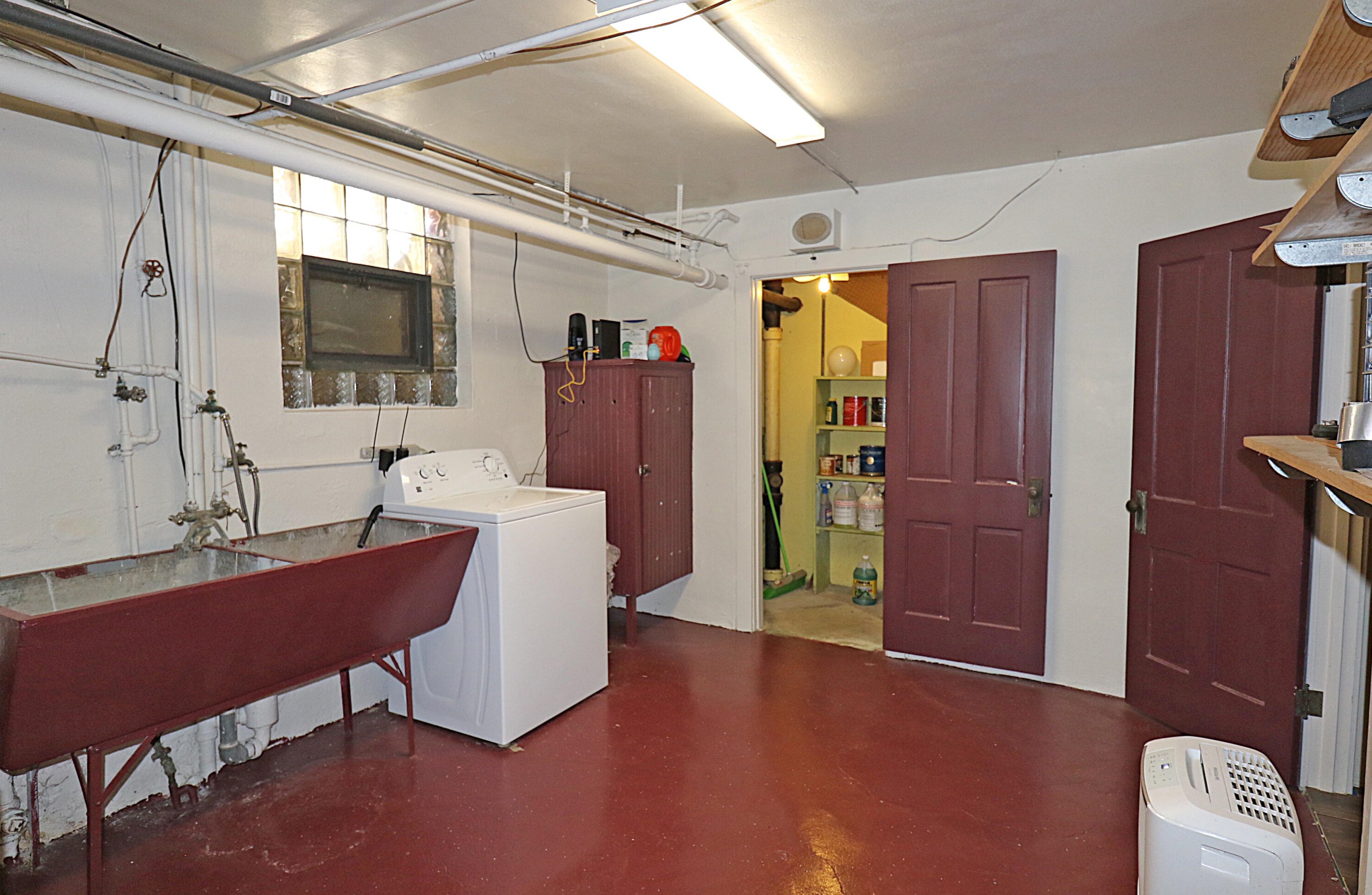 505 Vollrath Blvd, Sheboygan WI  53081-2883 exterior