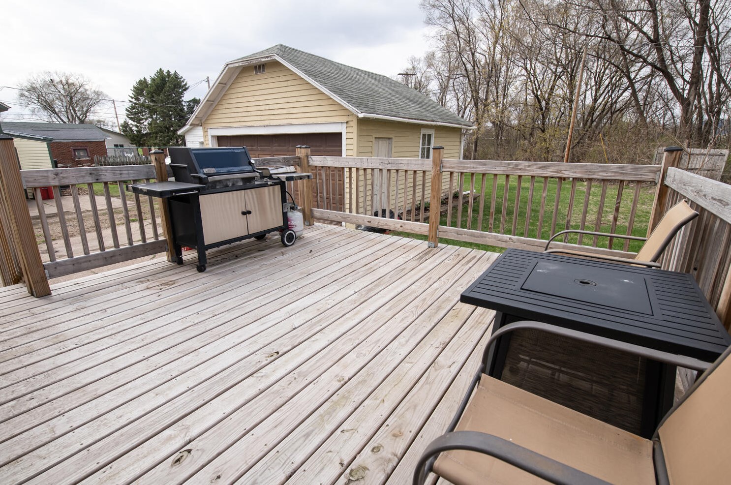 1272 2nd St, Wilson MN  55987-2328 exterior