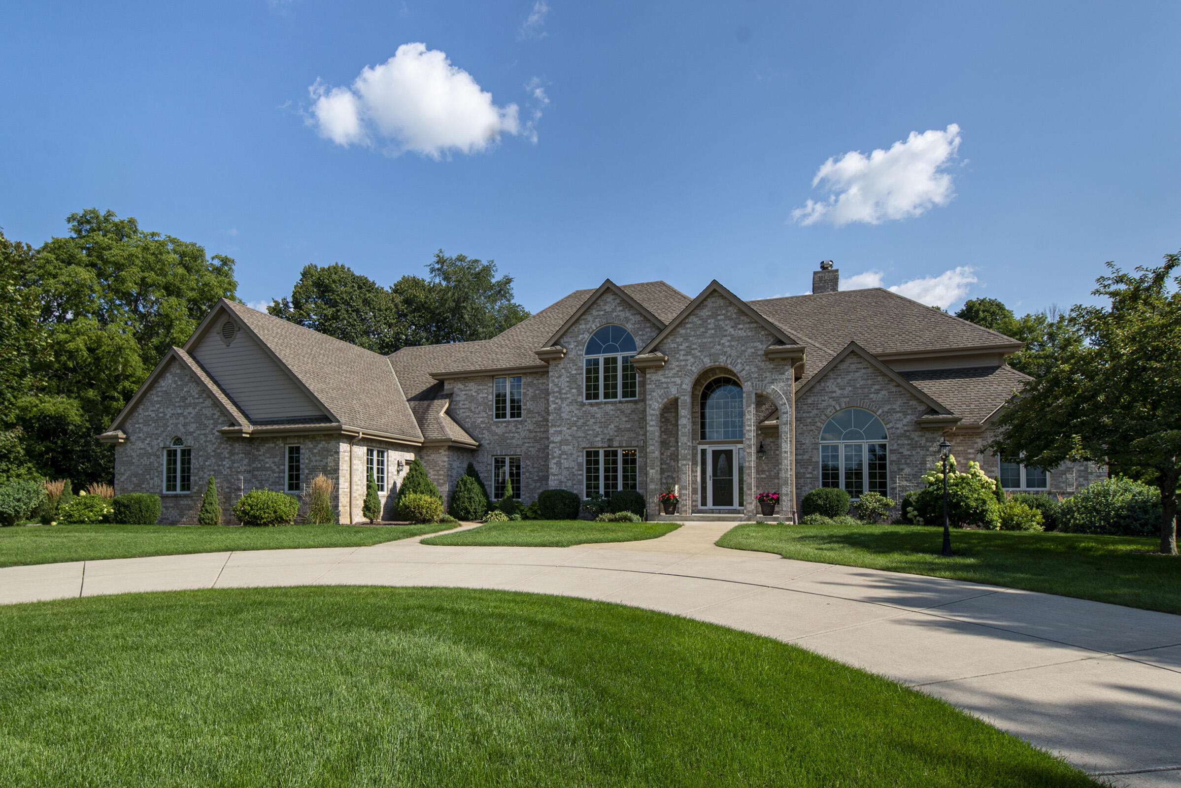 572 Stonegate Pass, Richfield, WI 53017 MLS 1832671 Coldwell Banker