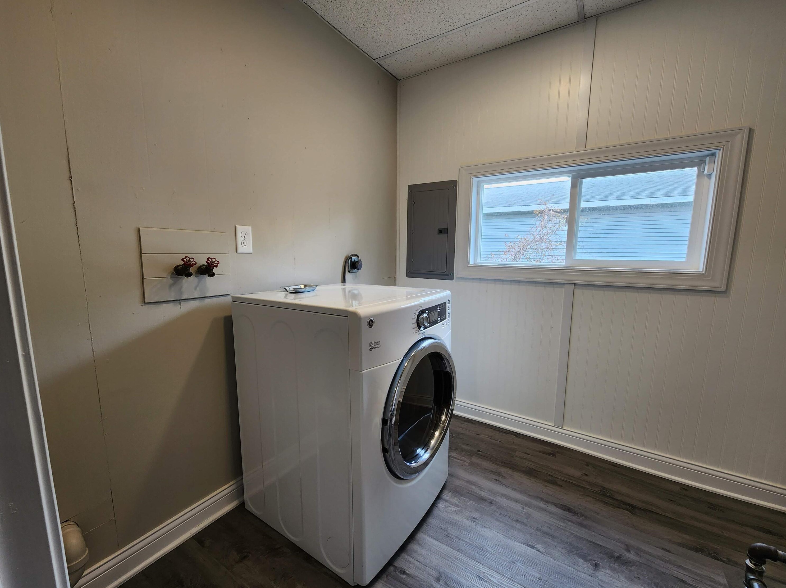 4443 Sheridan Rd, Racine WI  53403-4146 exterior