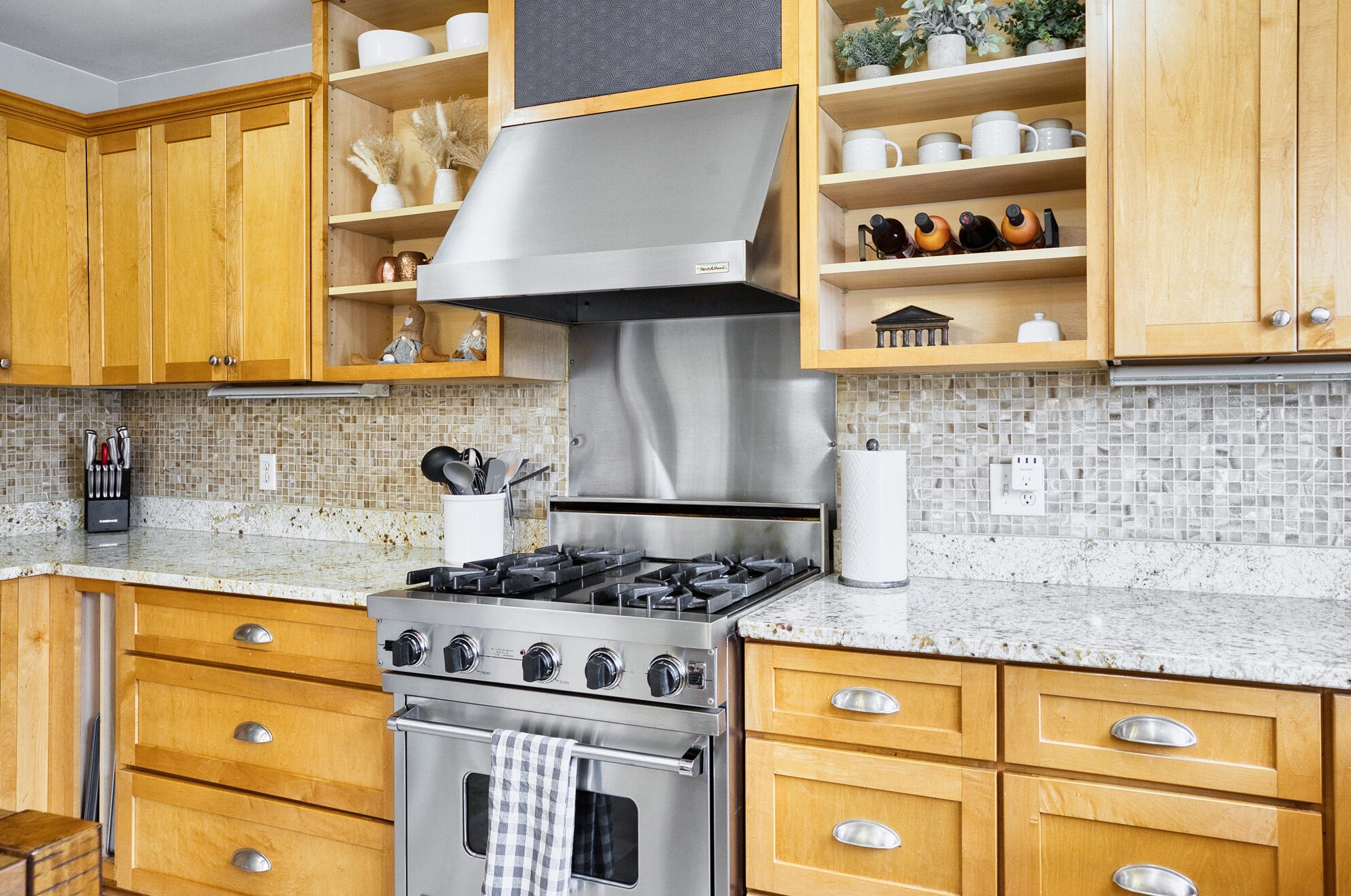 1004 Cobblestone Dr, Sheboygan WI  53083-5703 exterior