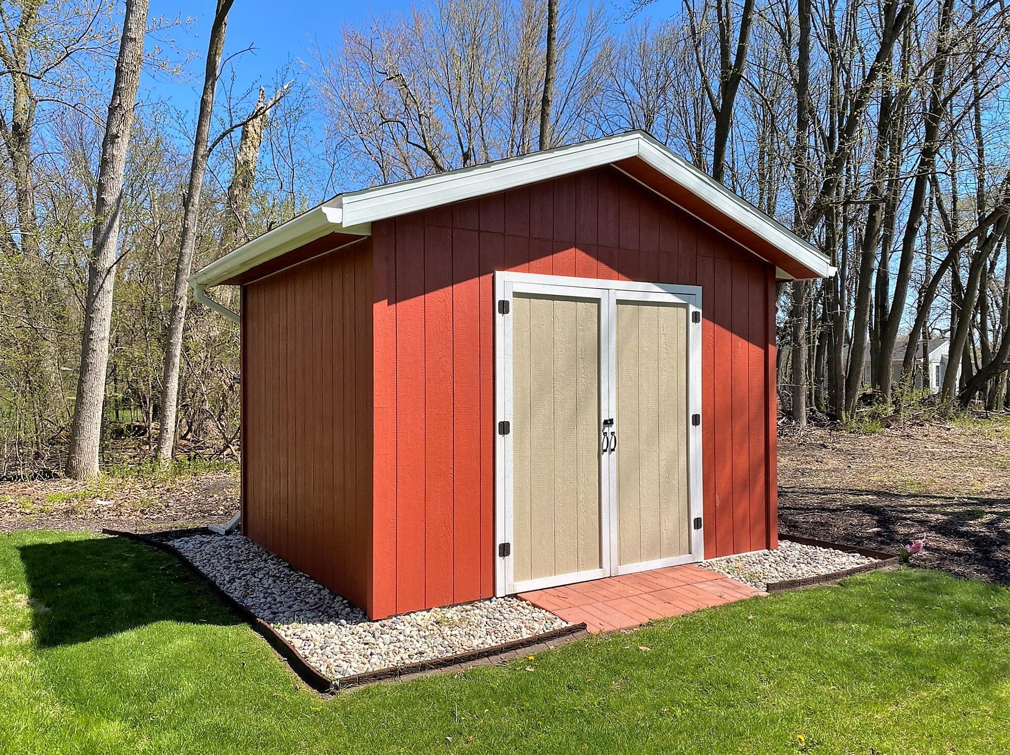 12134 Belmar Dr, Hales Corners WI  53132-1030 exterior