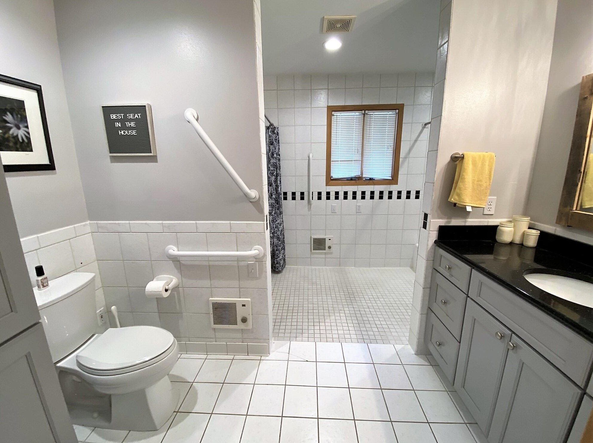 12134 Belmar Dr, Hales Corners WI  53132-1030 exterior