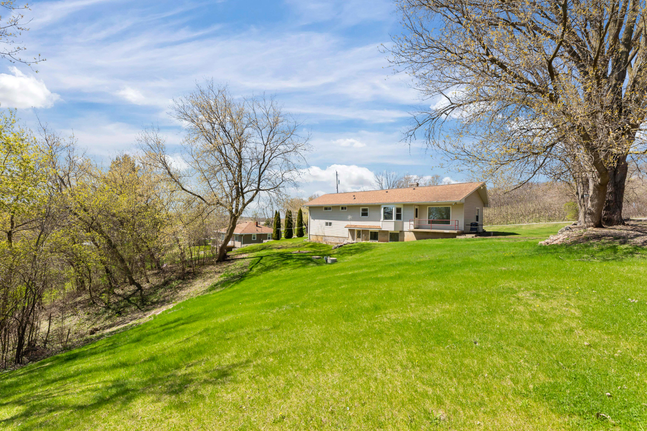 W2277 Pond Rd, Rubicon, WI 53059 MLS 1833060 Coldwell Banker