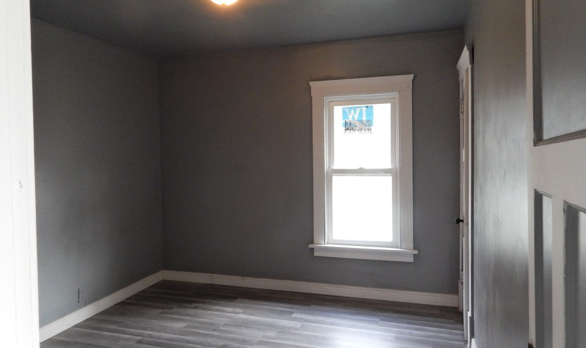 1633 Flett Ave, Racine WI  53405-3535 exterior