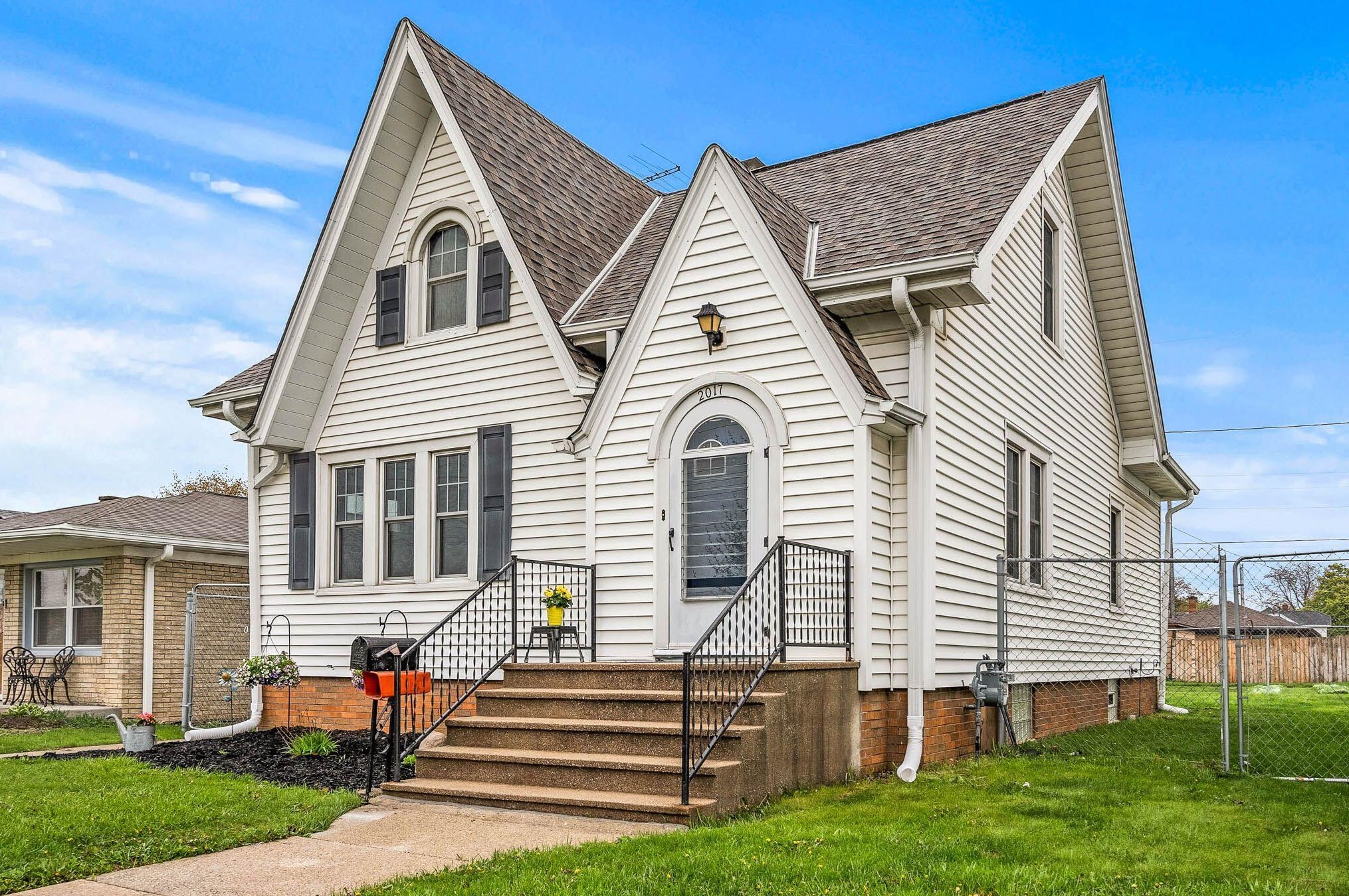 2017 West Blvd, Racine WI  53403-4241 exterior