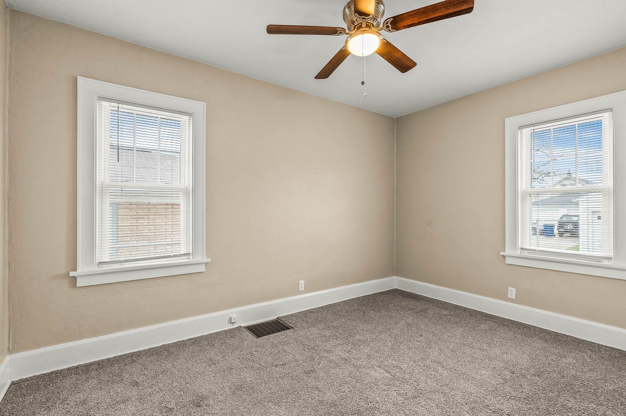 2017 West Blvd, Racine WI  53403-4241 exterior