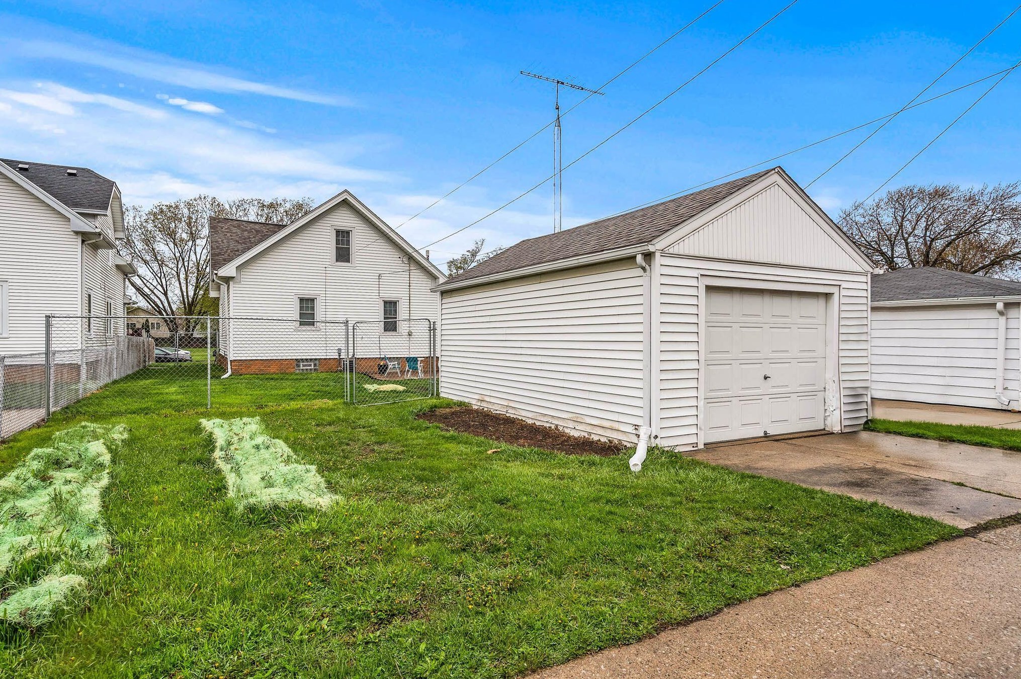 2017 West Blvd, Racine WI  53403-4241 exterior