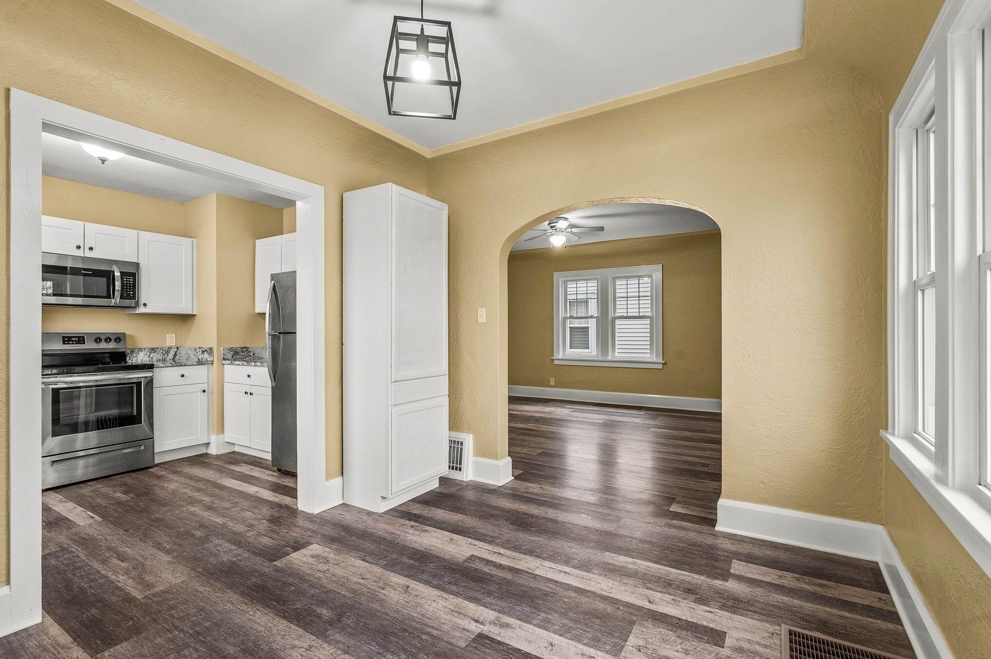 2017 West Blvd, Racine WI  53403-4241 exterior