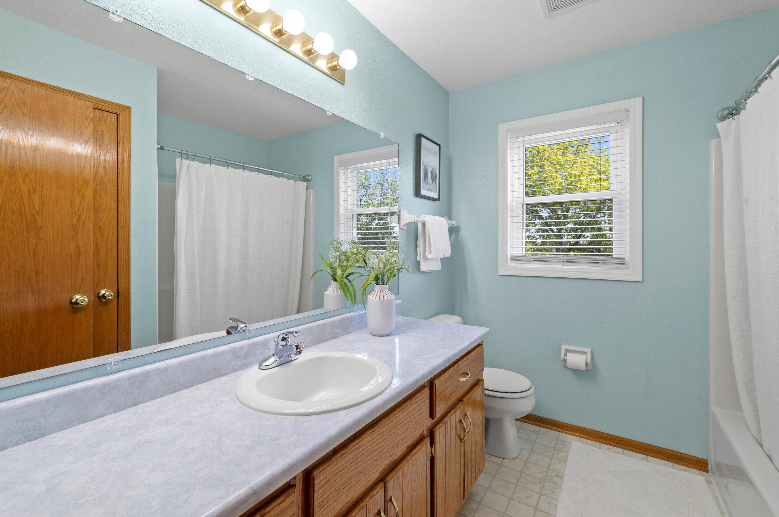 7835 Briarwood Dr, Hales Corners WI  53132-8843 exterior