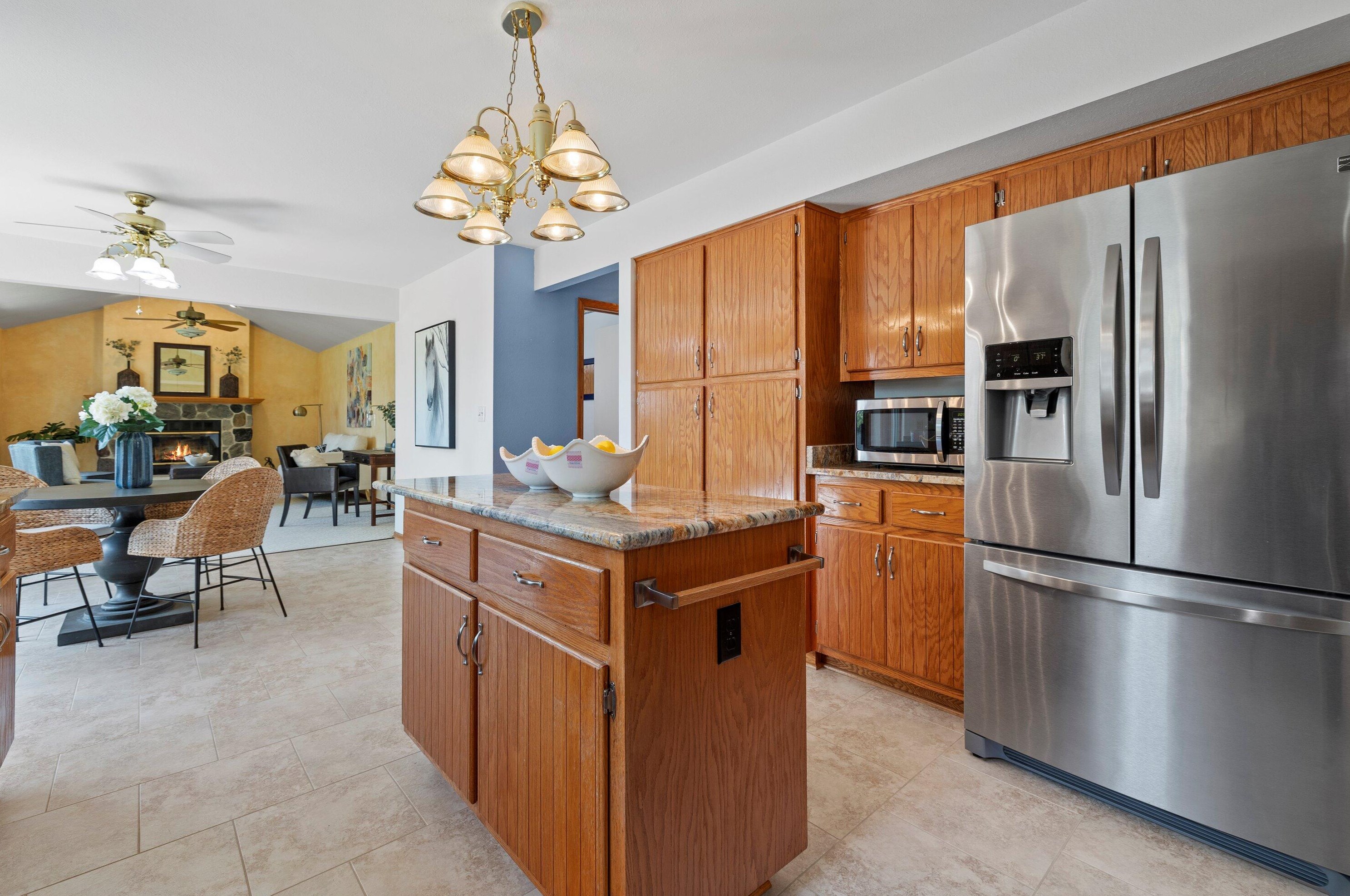 7835 Briarwood Dr, Hales Corners WI  53132-8843 exterior